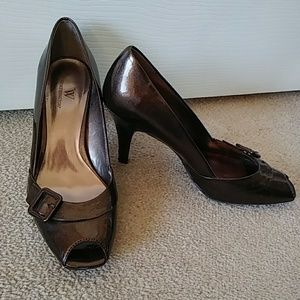 Rare Bronze colored peep toe heels